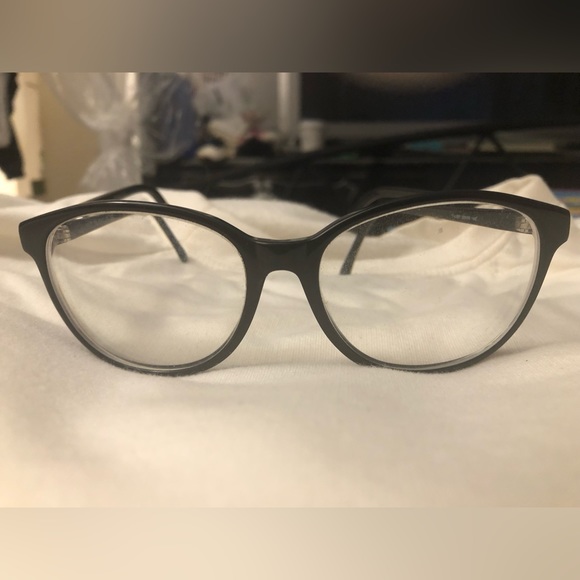 Chanel prescription eyeglasses with case - Picture 4 of 12